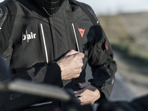 Dainese D-Air Cyclone eingetroffen