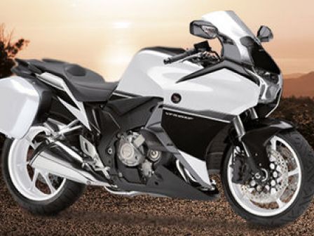 Honda Aktion - DIE HONDA VFR1200F