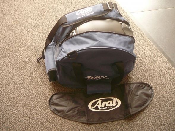 ARAI Helmtasche für Intgralhelme