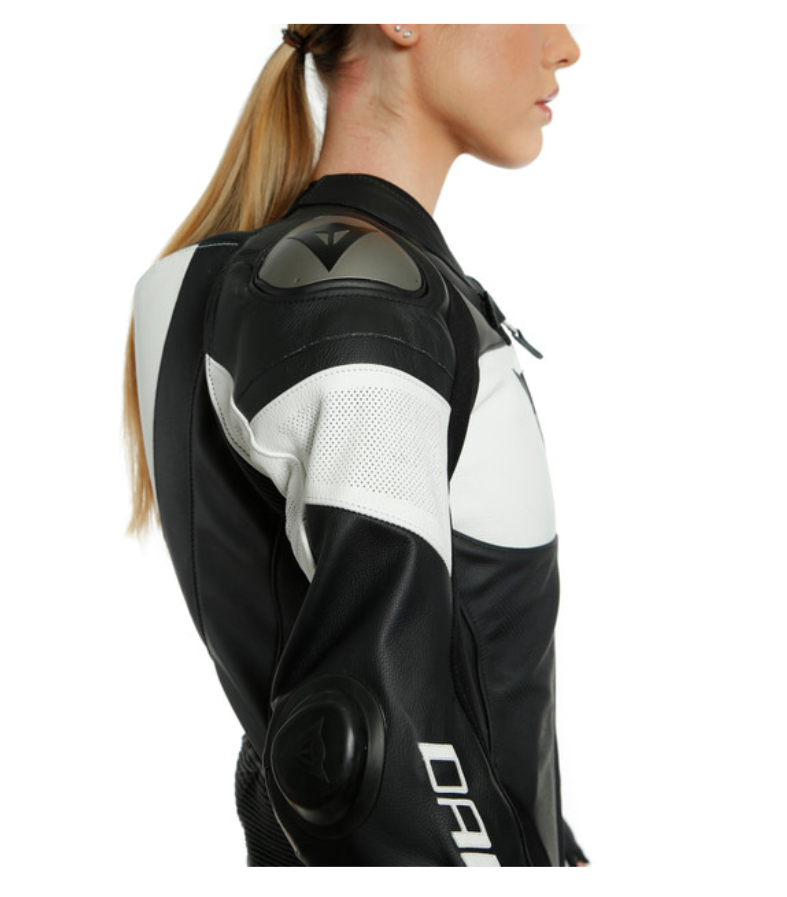 Stilvolle Dainese Damen Lederkombi Ebenbild