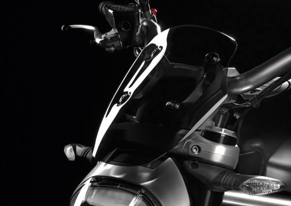 Ducati Original Cockpitverkleidung / Windschild Roadster für X Diavel / S